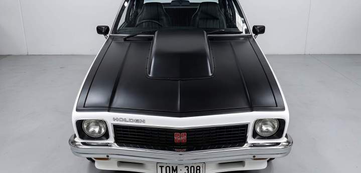 Hood Refurbishment Dandenong, VIC